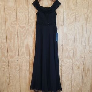 Alexander By Daymor NEW Black Beaded Chiffon Maxi Gown Dress Size 6 #1050